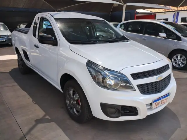 Carro Chevrolet Montana 2014 LS 1.4 (Flex)