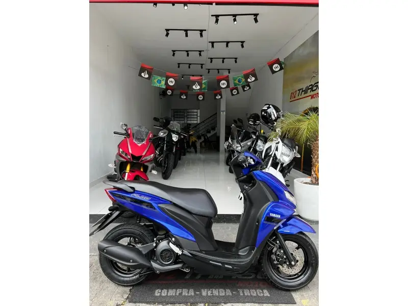 Yamaha Fluo ABS