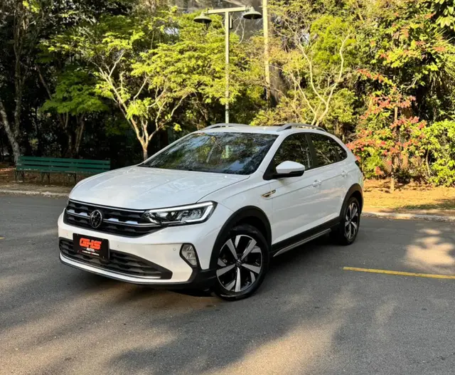 Carro Volkswagen Nivus 2024 Highline 200 TSI