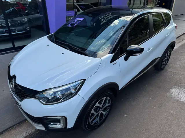 Carro Renault Captur 2021 BOSE 1.6 16v SCe CVT (Flex)