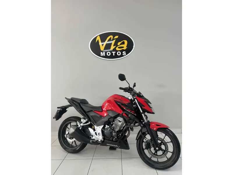 Honda CB 300F Twister (ABS)