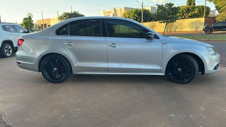 Jetta 2.0 Comfortline Tiptronic (Flex)