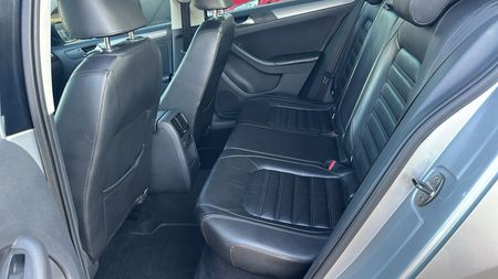 Jetta 2.0 Comfortline Tiptronic (Flex)