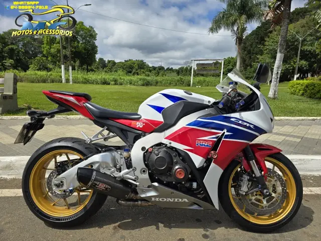Carro Honda CBR 1000RR 2013 Fireblade (ABS)