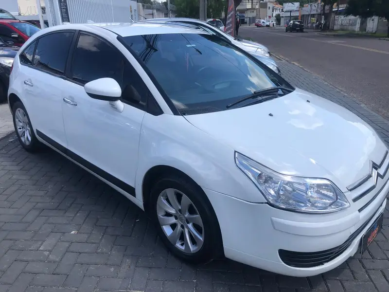 Citroën C4 GLX 1.6 (flex)