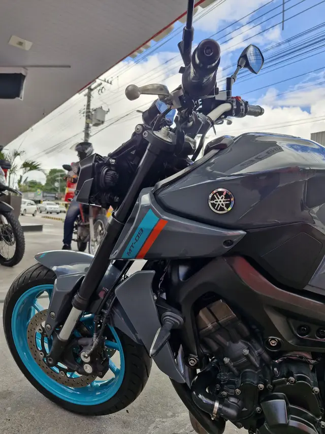 Carro Yamaha MT-09  2020 ABS