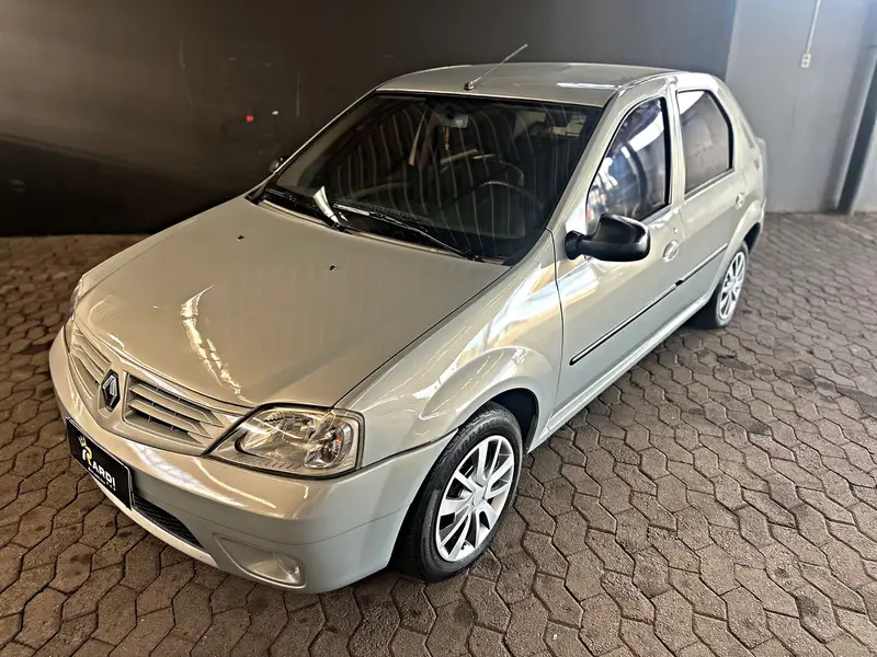 Renault Logan Up 1.0 16V (flex)
