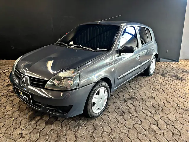 Carro Renault Clio 2011 Hi-Flex 1.0 16V 3p