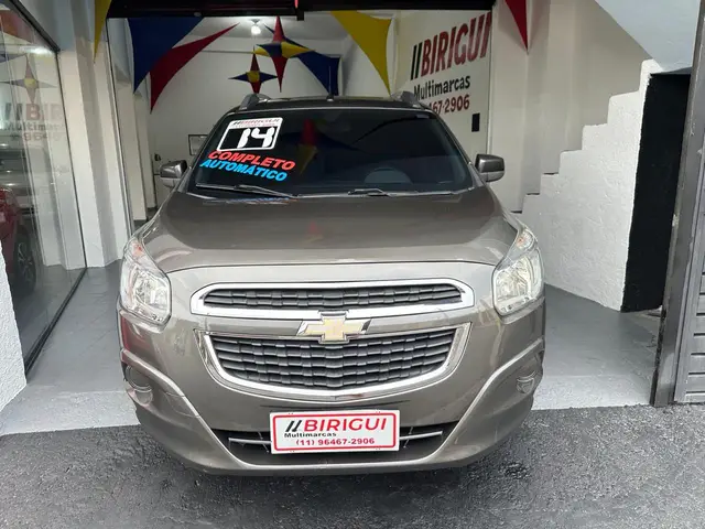 Carro Chevrolet Spin 2014 LS 5S 1.8 (Flex)