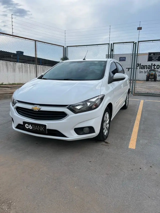 Carro Chevrolet Onix 2017 1.0 LT SPE/4