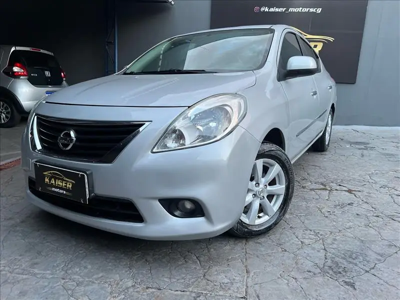 Nissan 1.6 16V SL (Flex)