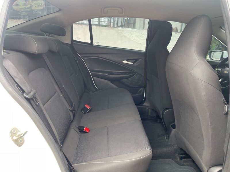 Chevrolet Onix Plus