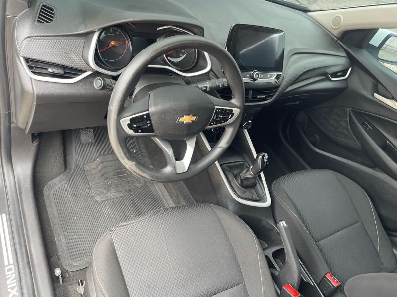 Chevrolet Onix Plus