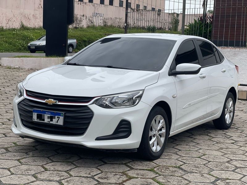 Chevrolet Onix Plus