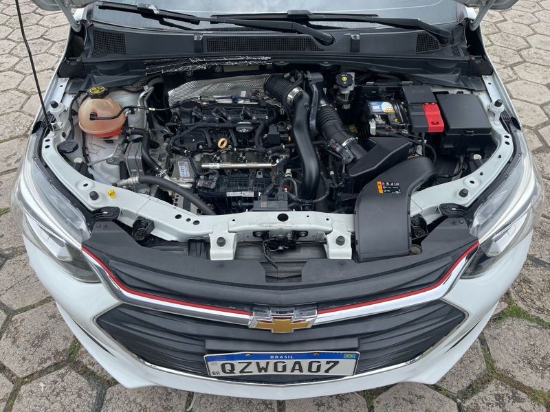 Chevrolet Onix Plus