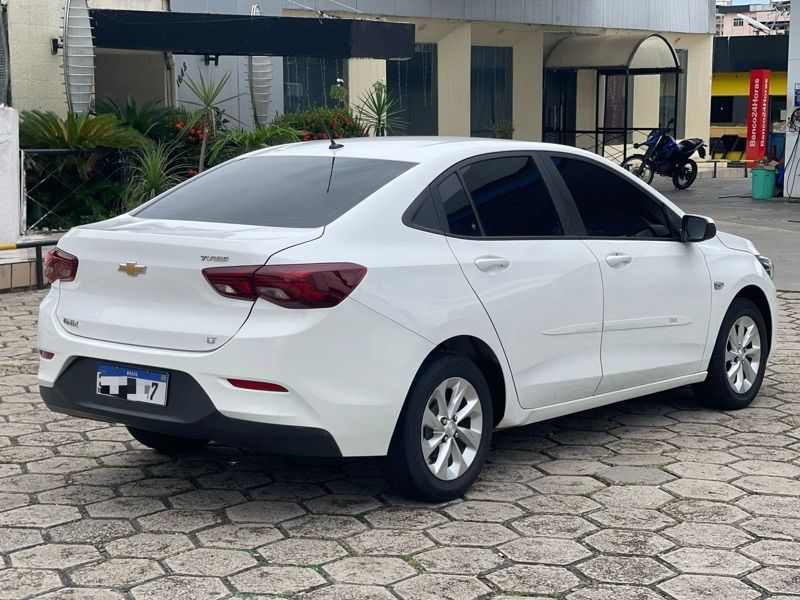 Chevrolet Onix Plus