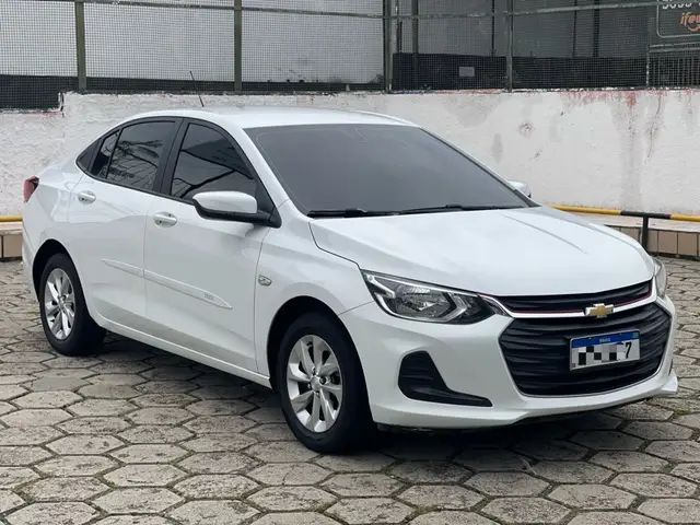 Carro Chevrolet Onix Plus 2021 1.0 LT Turbo (Flex)
