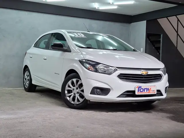 Carro Chevrolet Onix 2019 1.4 Advantage SPE/4 (Aut)