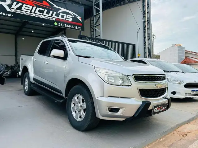 Carro Chevrolet S10 Cabine Dupla 2013 S10 2.8 CTDI LT 4WD (Cabine Dupla)
