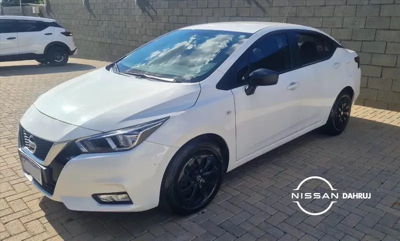 Nissan Versa Sense 1.6 (Flex) (Aut)