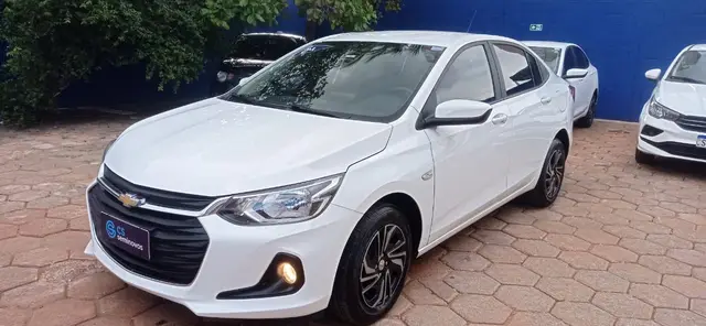 Carro Chevrolet Onix Plus 2024 LT 1.0 Turbo