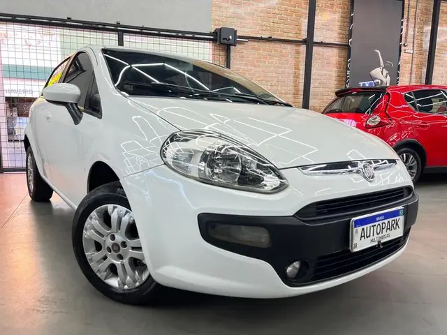 Carro Fiat Punto 2013 Attractive 1.4 (Flex)