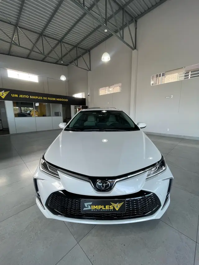 Carro Toyota Corolla 2024 Altis FLEX 2.0