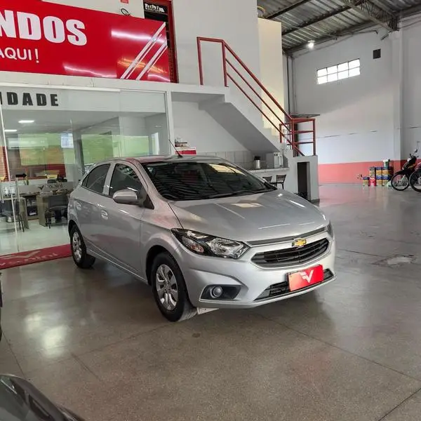 Carro Chevrolet Onix 2017 1.0 LT SPE/4