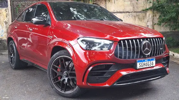 SUV esportivo acelera muito, mas também traz mimos que fazem inveja a muito spa