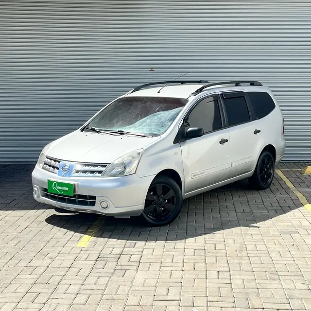 Carro Nissan Grand Livina 2012 S 1.8 16V (flex)
