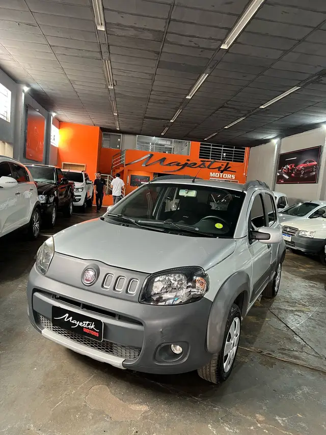 Carro Fiat Uno 2011 Way 1.0 8V (Flex) 4p