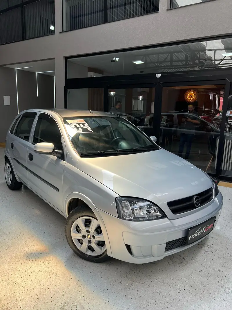 Chevrolet Corsa Hatch 1.0 8V