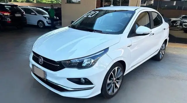 Carro Fiat Cronos 2020 1.8 Precision E.Torq AT6 (Flex)