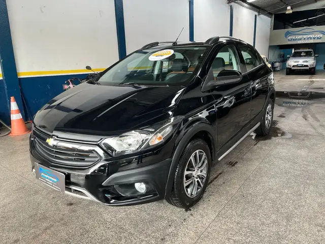 Carro Chevrolet Onix 2018 1.4 Activ SPE/4