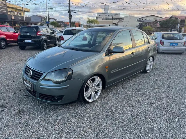 Carro Volkswagen Polo Sedan 2009 Comfortline 1.6 8V (Flex)