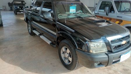 S10 Cabine Dupla S10 Executive 4x2 2.8 Turbo Electronic (Cab Dupla)