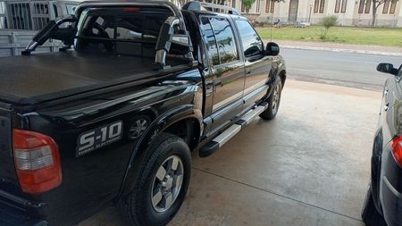 S10 Cabine Dupla S10 Executive 4x2 2.8 Turbo Electronic (Cab Dupla)