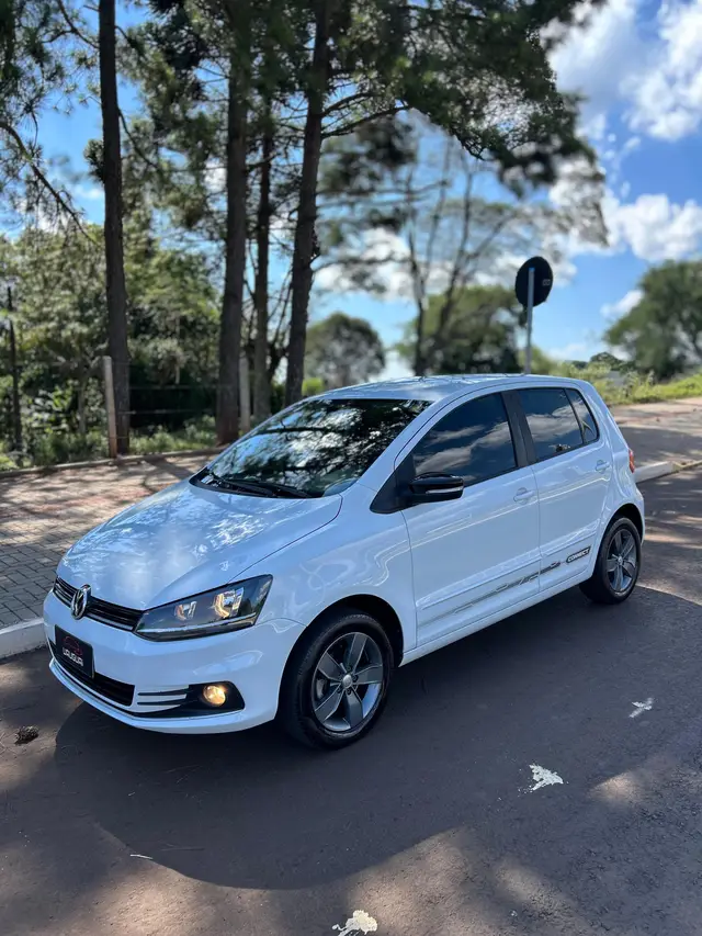 Carro Volkswagen Fox 2019 1.6 MSI Connect (Flex)