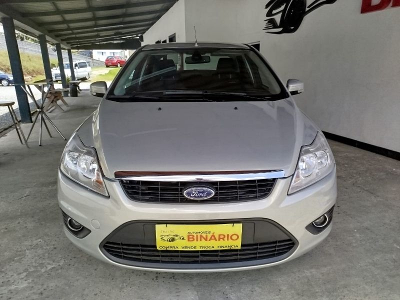Ford Focus Sedan