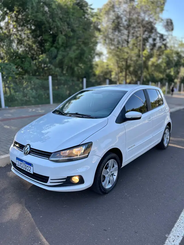 Carro Volkswagen Fox 2017 1.6 MSI Comfortline (Flex)