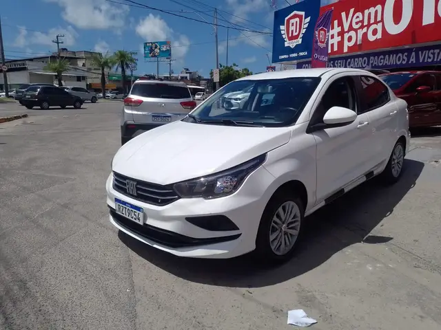 Carro Fiat Cronos 2023 Drive 1.3 (Flex) MT