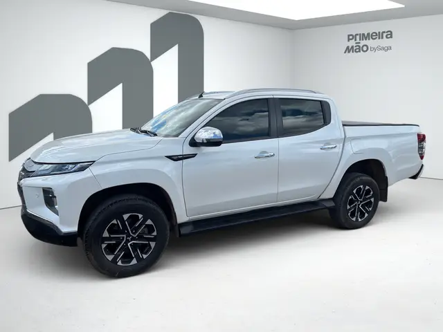 Carro Mitsubishi L200 Triton Sport 2024 HPE-S 2.4