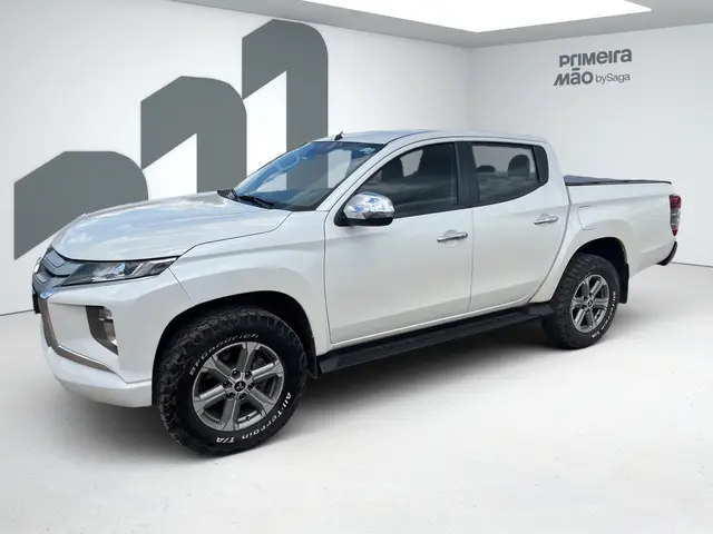 Carro Mitsubishi L200 Triton Sport 2022 HPE 2.4 DID-H 4x4 (Aut)