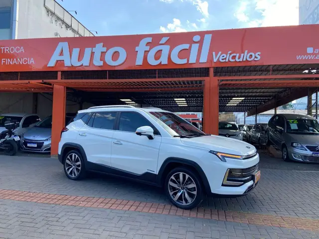 Carro JAC e-JS4 2023 BEV