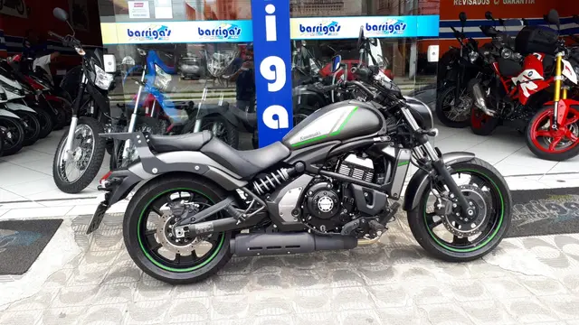 Carro Kawasaki Vulcan 2022 S 650