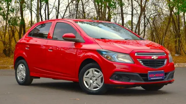 Carro Chevrolet Onix 2014 1.0 LT SPE/4