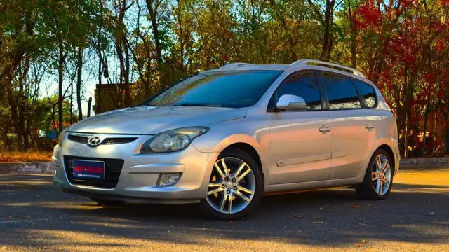 Carro Hyundai i30 CW 2011 2.0i GLS