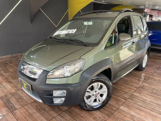 Carro Fiat Idea 2013 Adventure 1.8 16V E.TorQ (Flex)