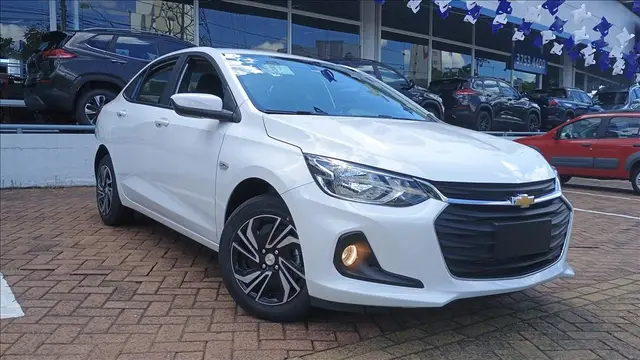Carro Chevrolet Onix Plus 2025 LT 1.0 Turbo (Aut.)