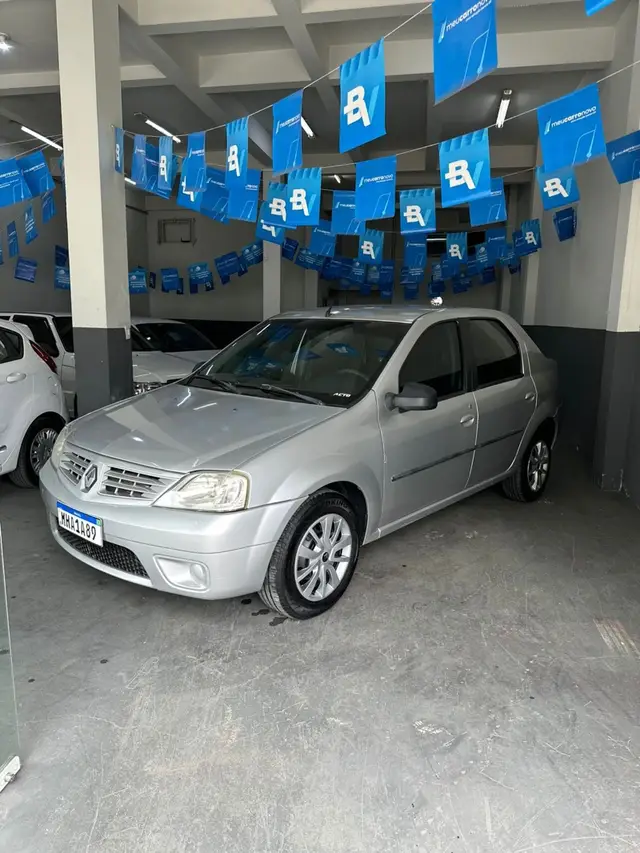 Carro Renault Logan 2010 Expression 1.0 16V (flex)